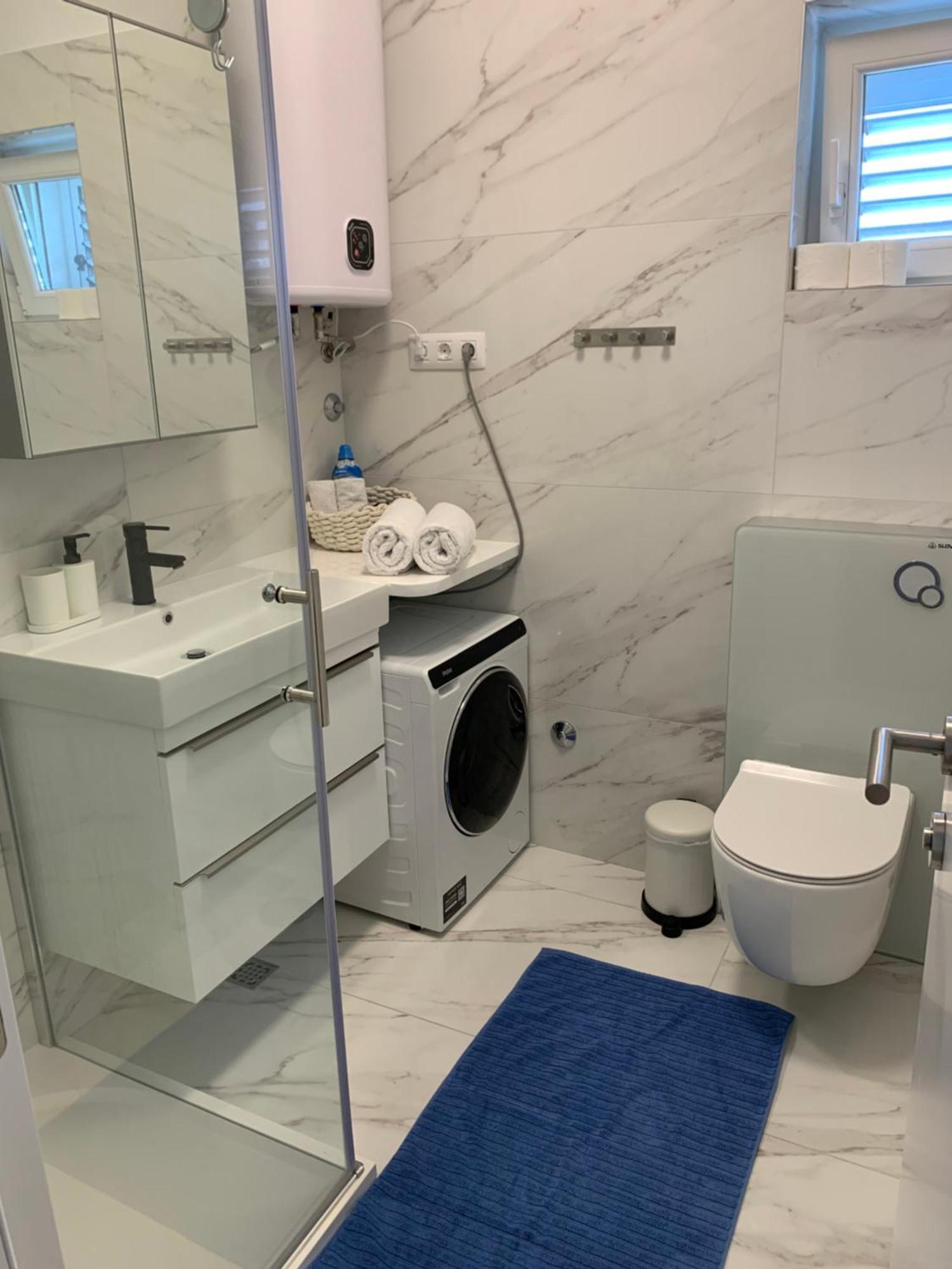 Deluxe Suites Anna Vodice Buitenkant foto